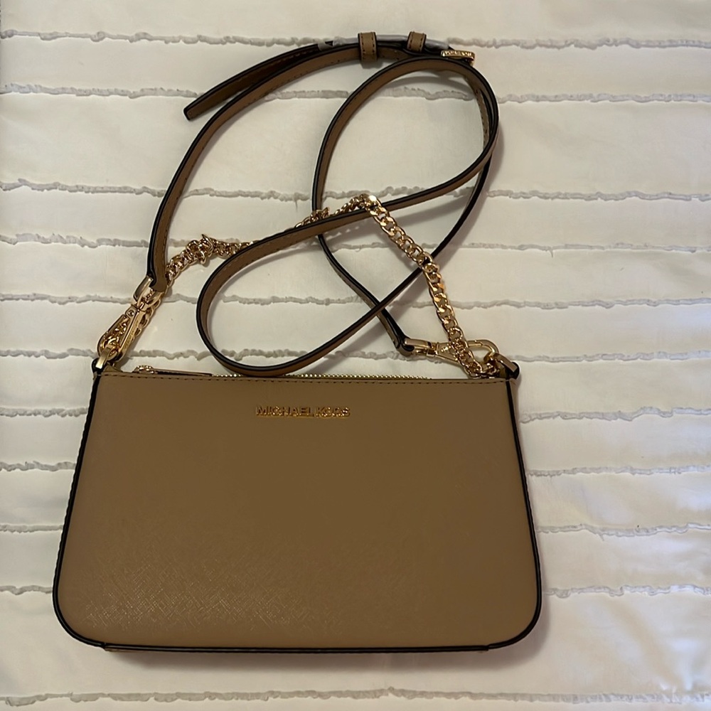 Michael Kors Jet Set Crossbody Bag
